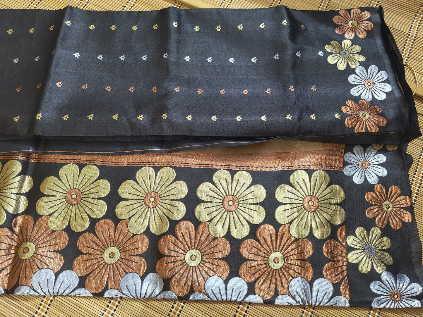 Floral Handweave Pure Silk Saree