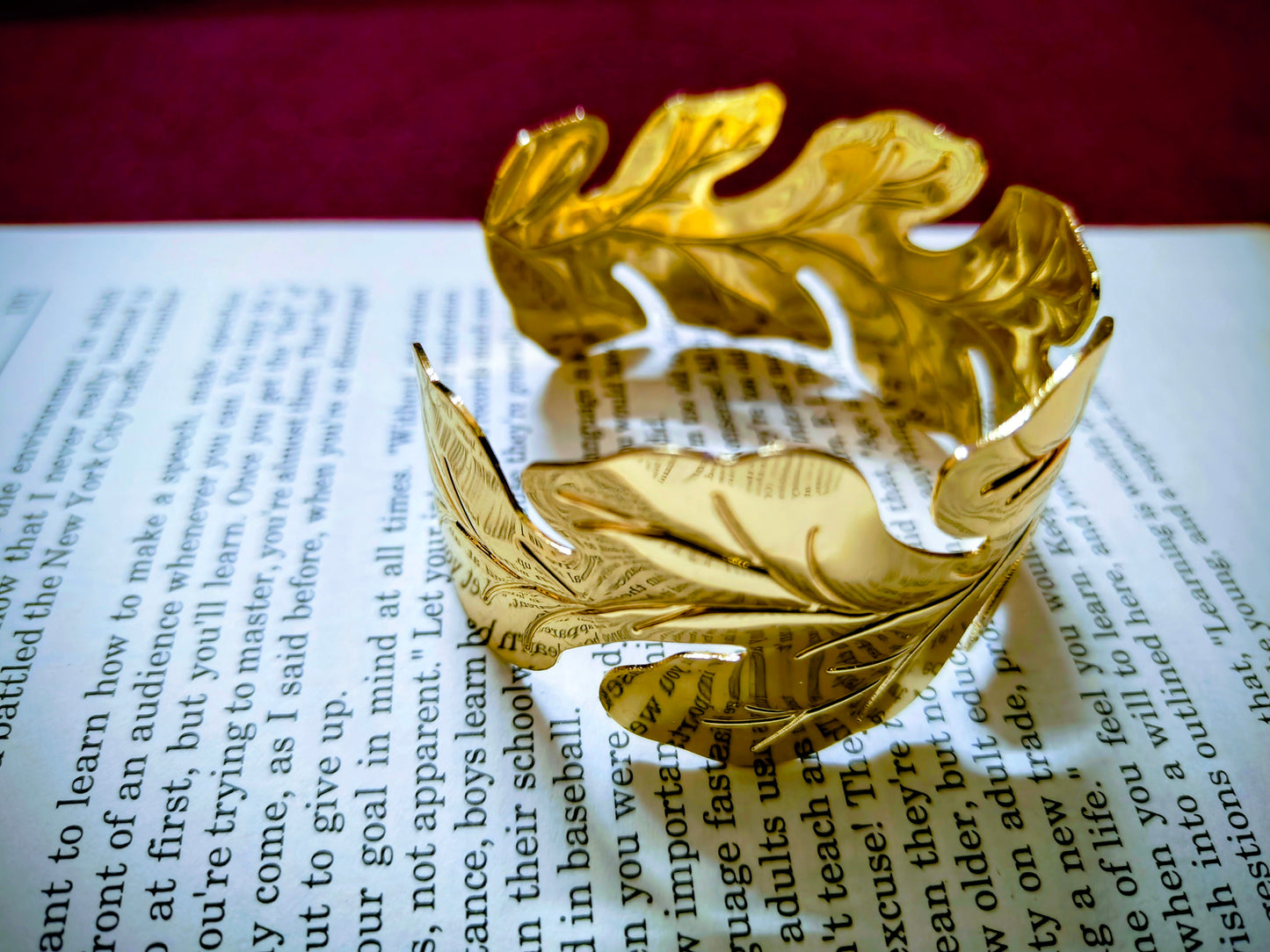 Beautiful and Classic Antitarnish stainless steel adjustable bangles