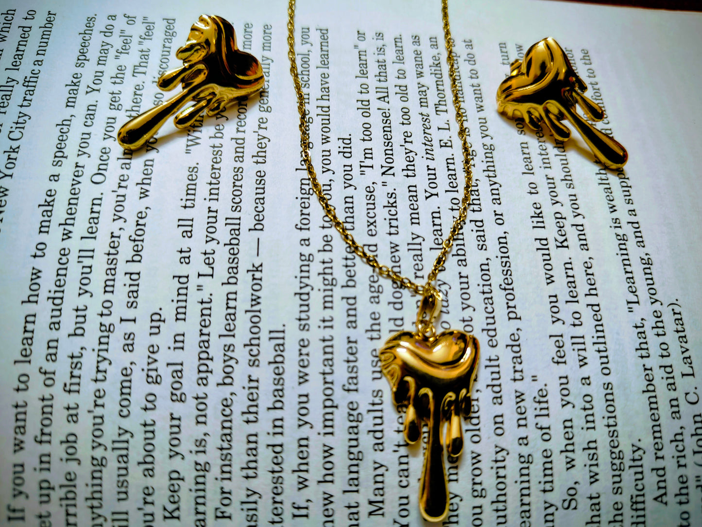 Beautiful and Classic Antitarnish stainless steel charms chain