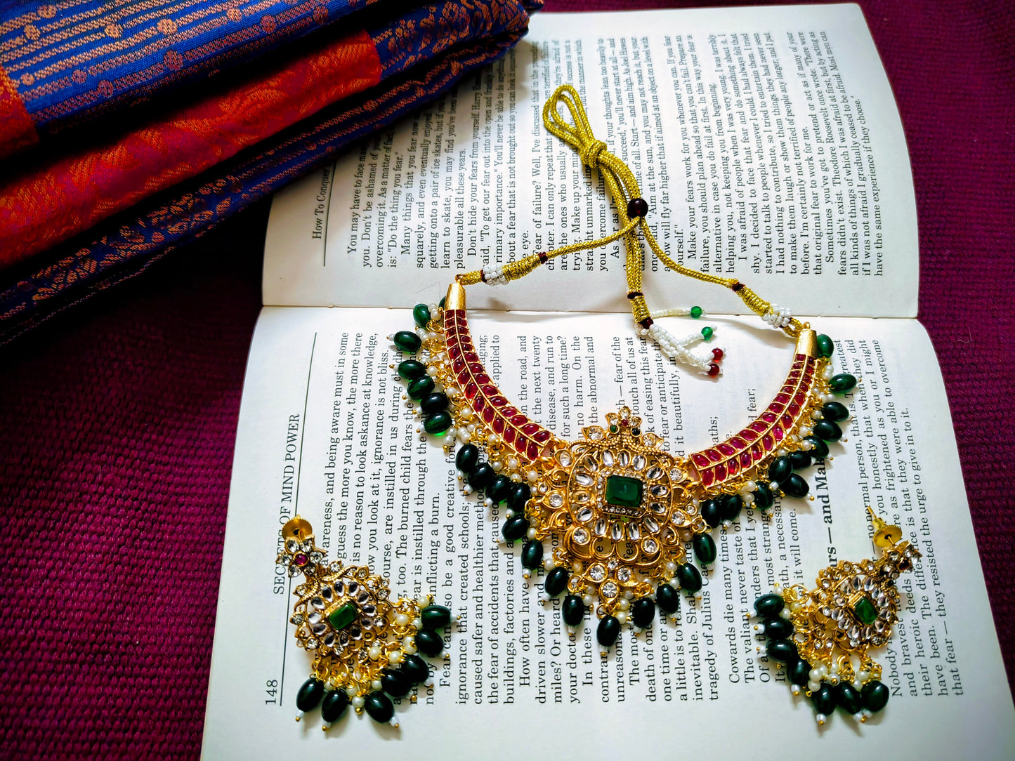 Beautiful and Classic Jewellery set