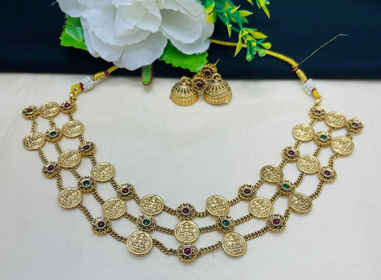 Beautiful and Classic Jewellery set