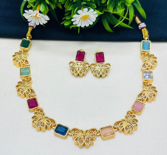 Beautiful and Classic Jewellery set